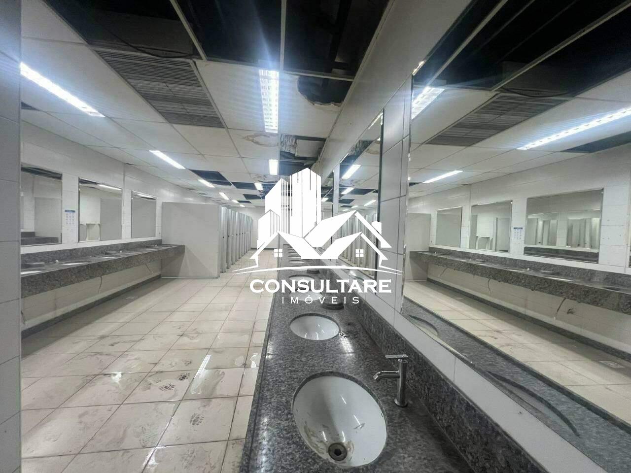 Galpão para aluguel no bairro Centro por 140.000,00: 