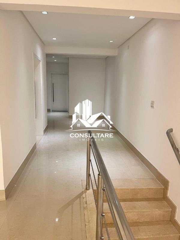 Casa à venda no bairro Ponta da Praia por 2.650.000,00: 