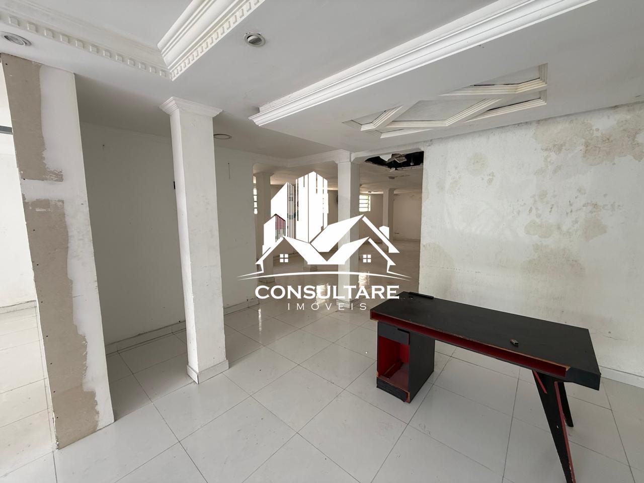 Casa para aluguel no bairro Vila Mathias por 6.000,00: 