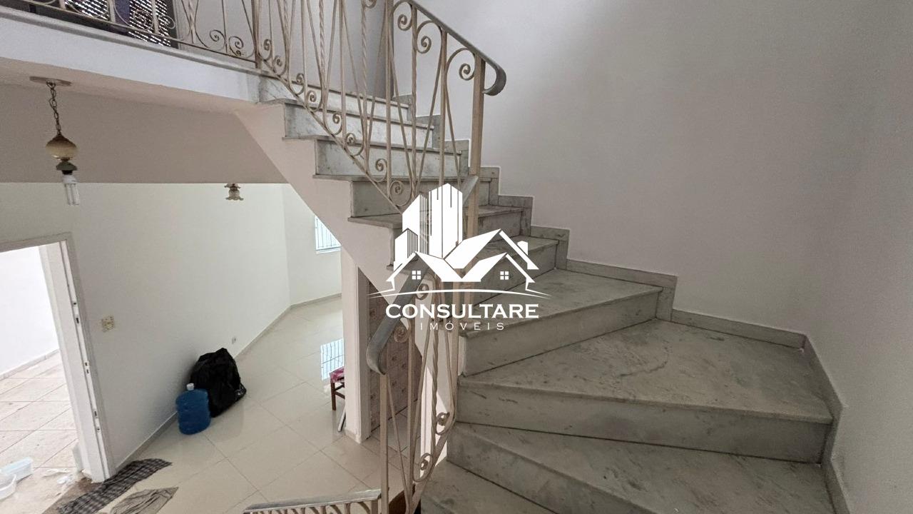 Casa para aluguel no bairro Aparecida por 5.000,00: 