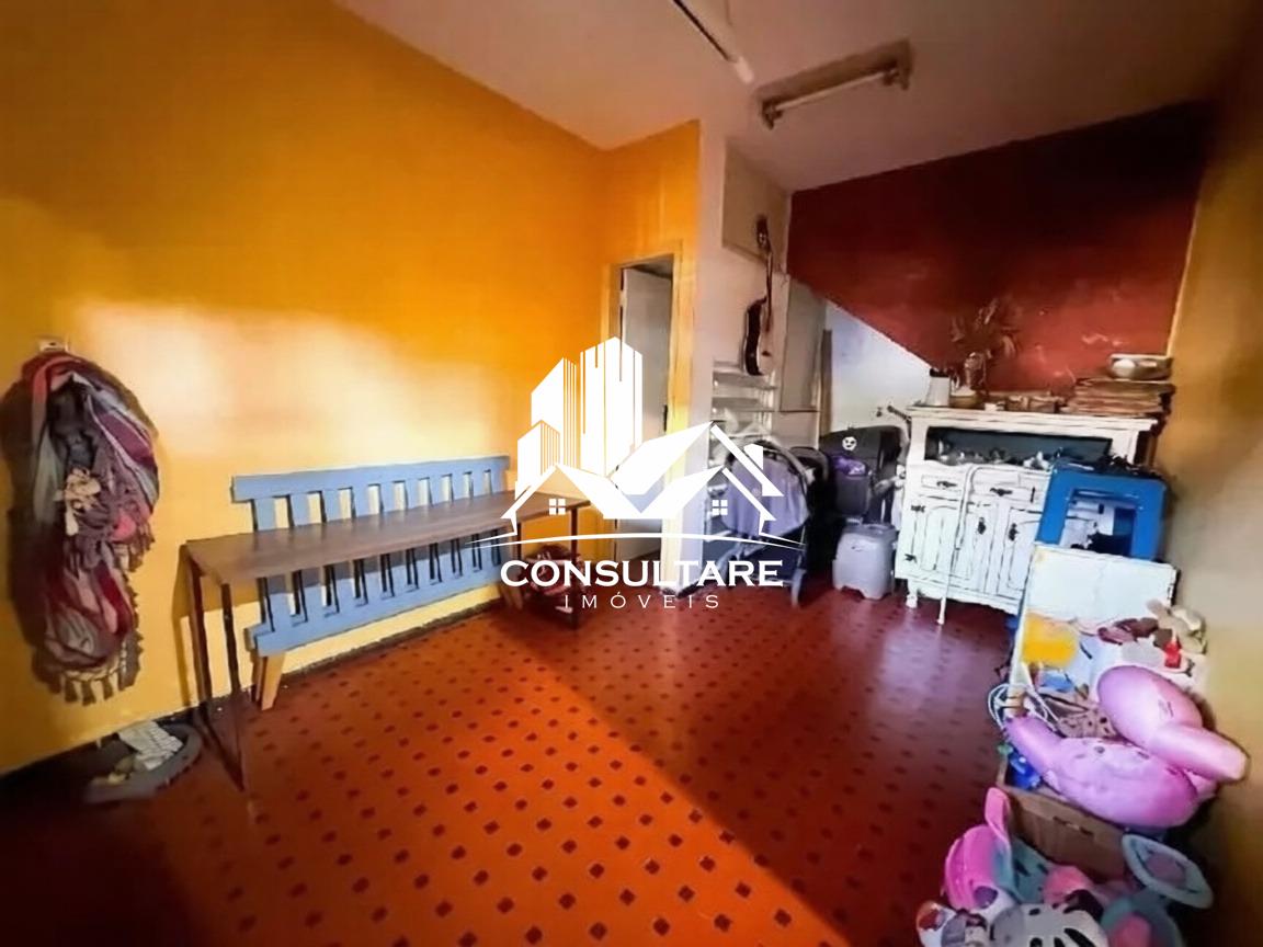 Casa à venda no bairro Vila Mathias por 680.000,00: 