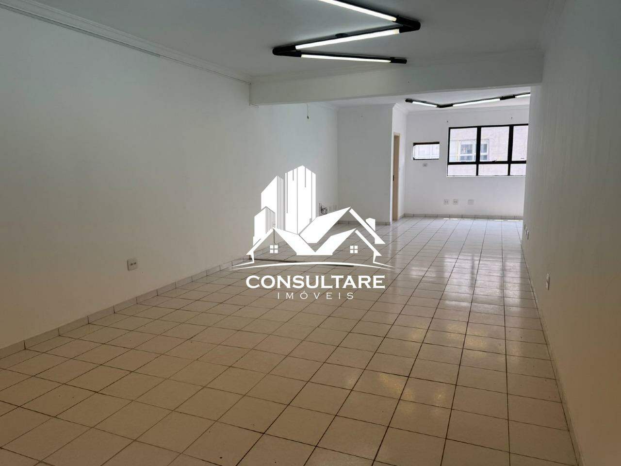 Sala comercial à venda no bairro Vila Mathias por 265.000,00: 