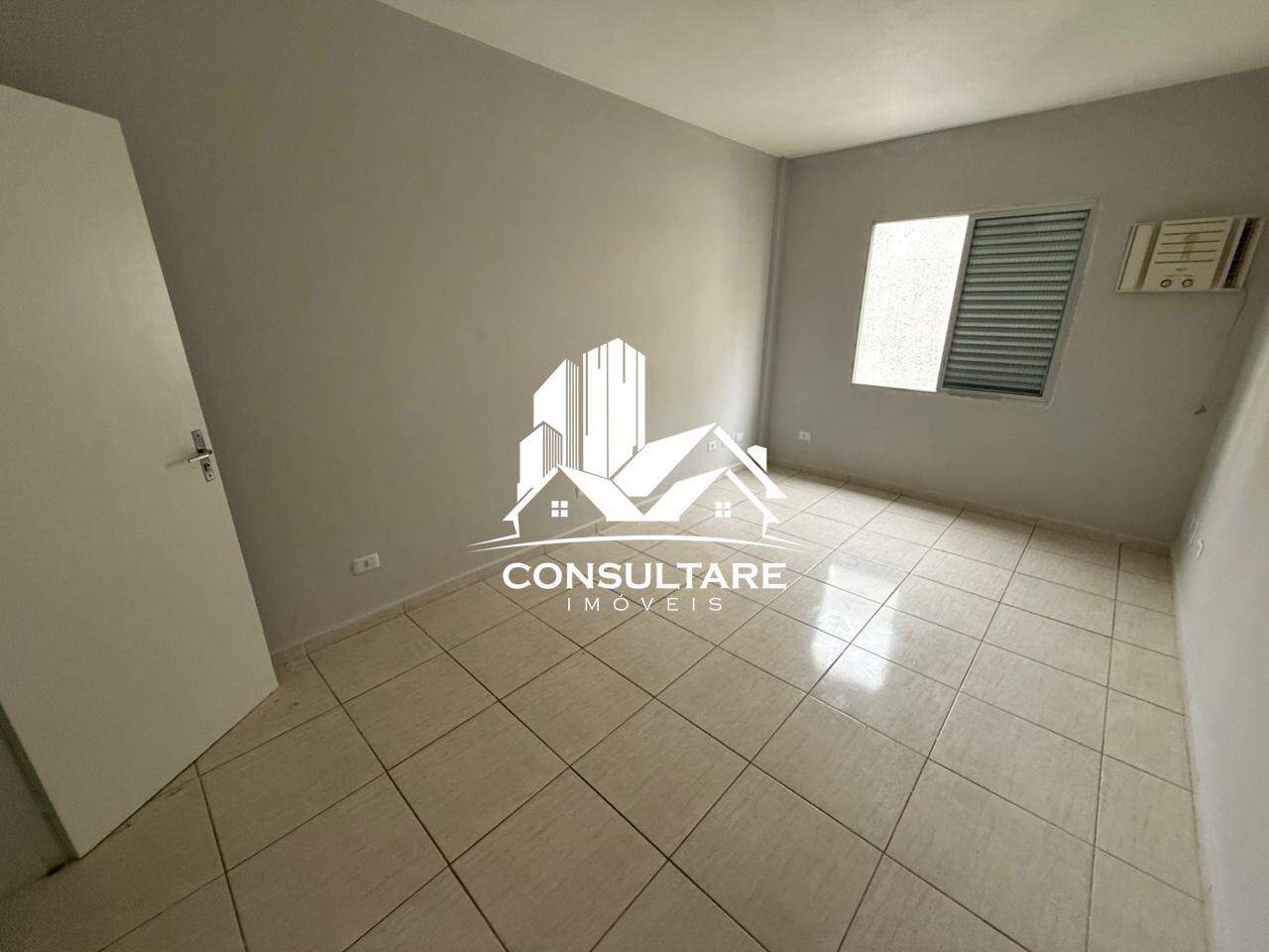 Kitnet para aluguel no bairro Ponta da Praia por 1.900,00: 