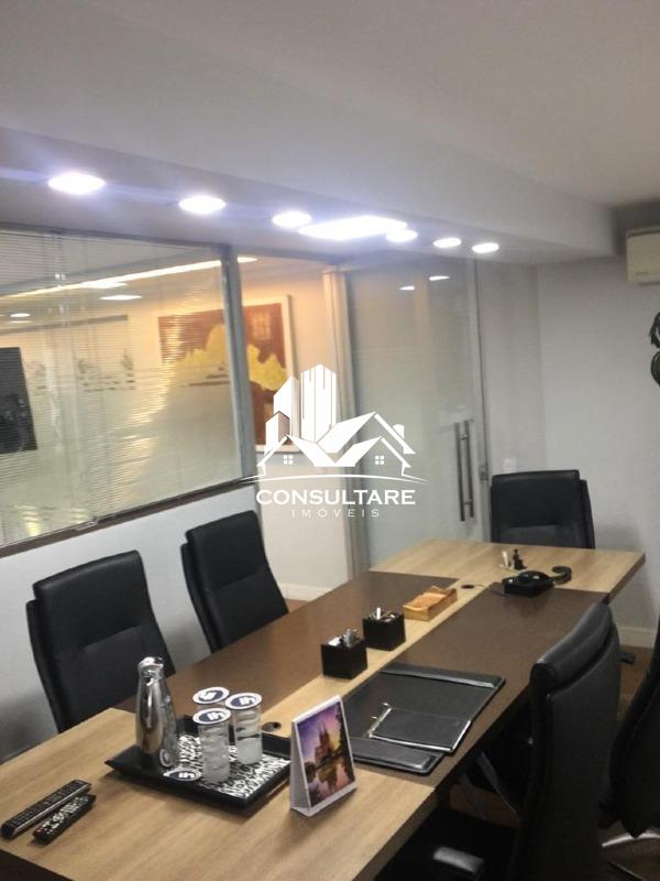 Sala comercial para aluguel no bairro Centro por 8.500,00: 