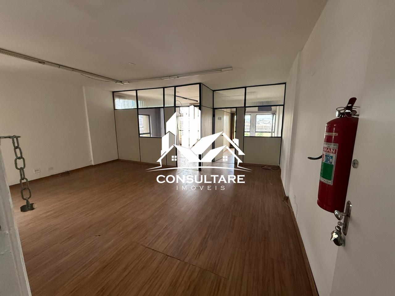 Sala comercial para aluguel no bairro Vila Mathias por 4.300,00: 