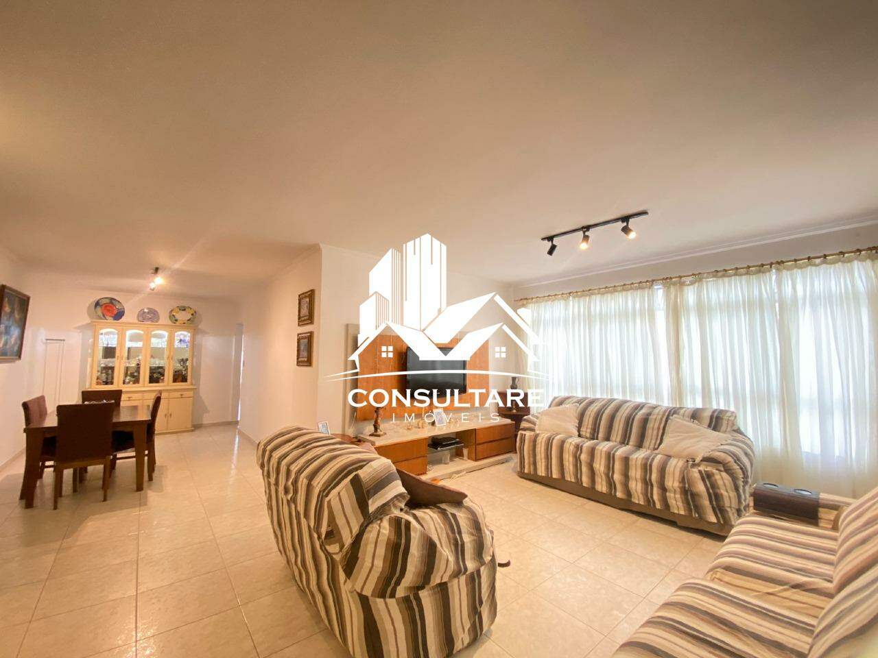 Apartamento à venda no bairro Ponta da Praia por 780.000,00: 