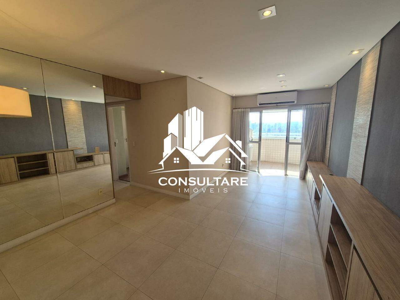 Apartamento à venda no bairro Ponta da Praia por 735.000,00: 