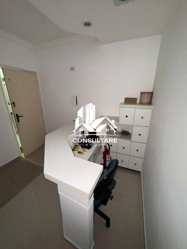 Sala comercial à venda no bairro Vila Mathias por 380.000,00: 