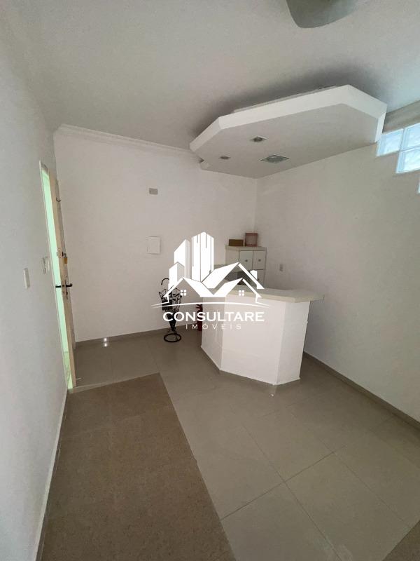 Sala comercial à venda no bairro Vila Mathias por 380.000,00: 