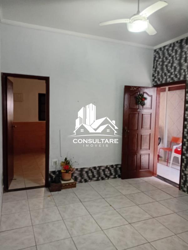 Casa à venda no bairro Castelo por 371.000,00: 