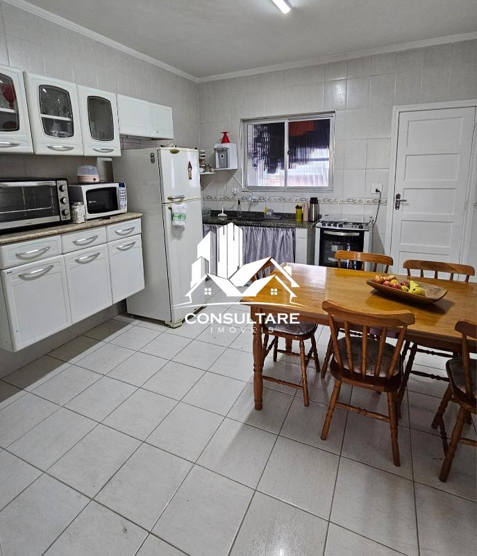 Apartamento à venda no bairro Aparecida por 490.000,00: 