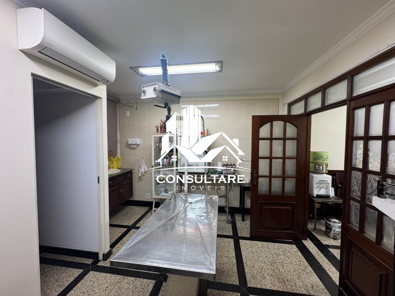 Casa para aluguel no bairro Vila Belmiro por 8.000,00: 