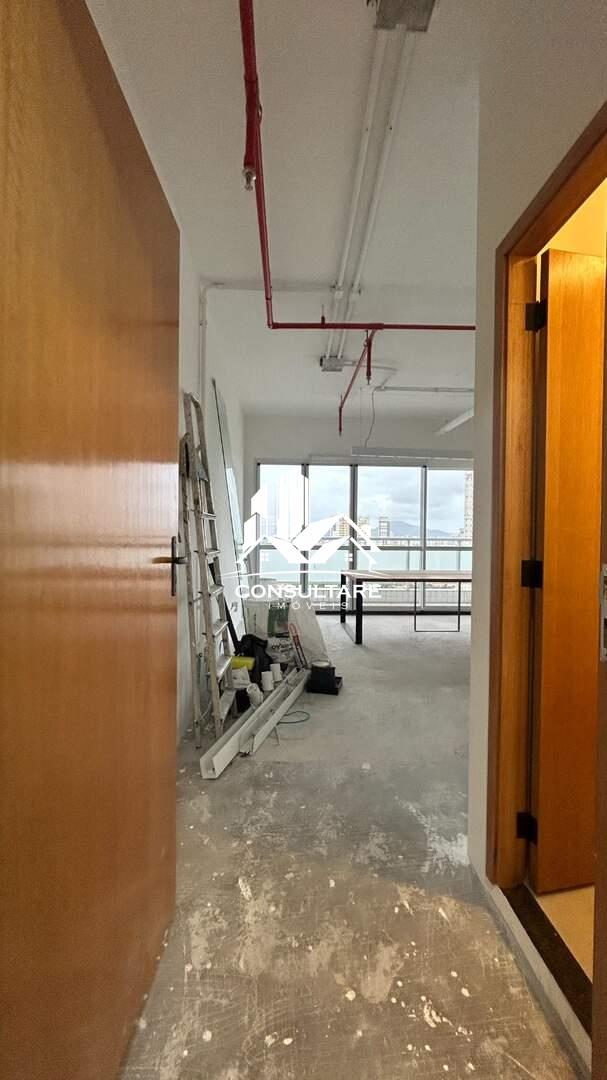 Sala comercial para aluguel no bairro Encruzilhada por 4.200,00: 