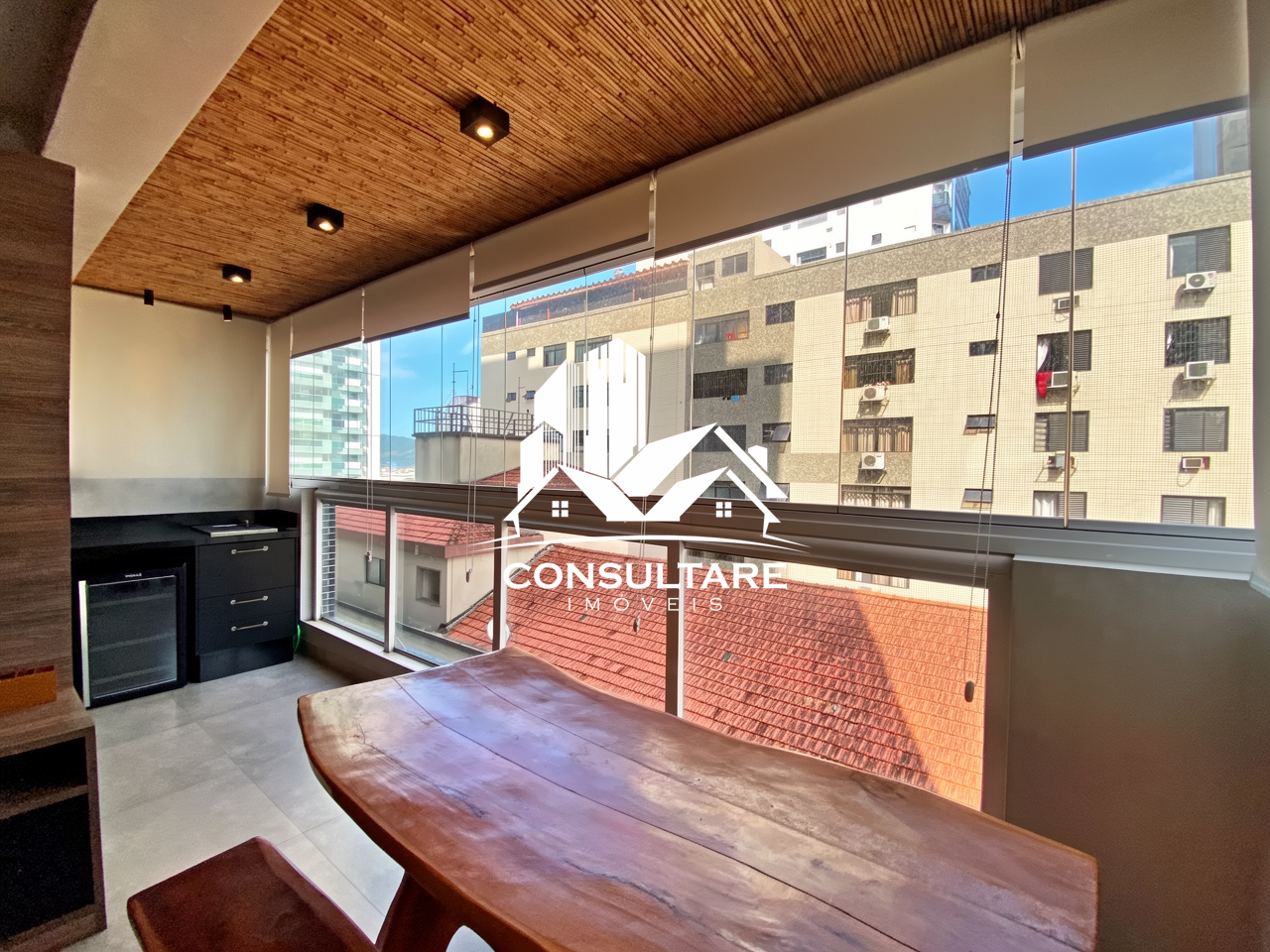 Apartamento à venda no bairro Ponta da Praia por 750.000,00: 