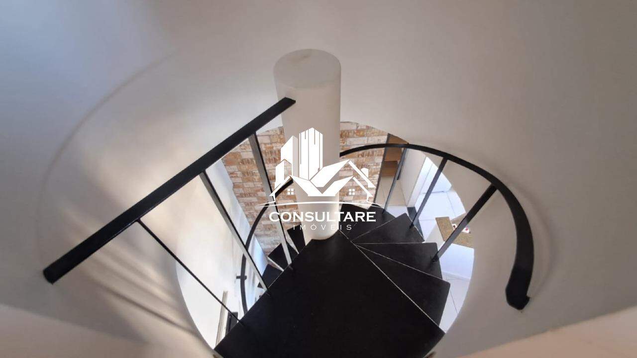 Flat para aluguel no bairro Ponta da Praia por 6.000,00: 