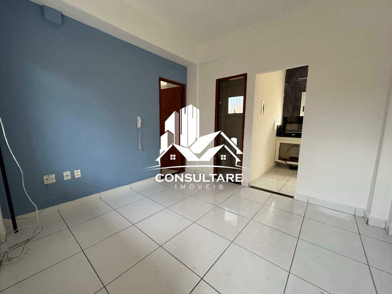 Apartamento à venda no bairro Esplanada dos Barreiros por 180.000,00: 
