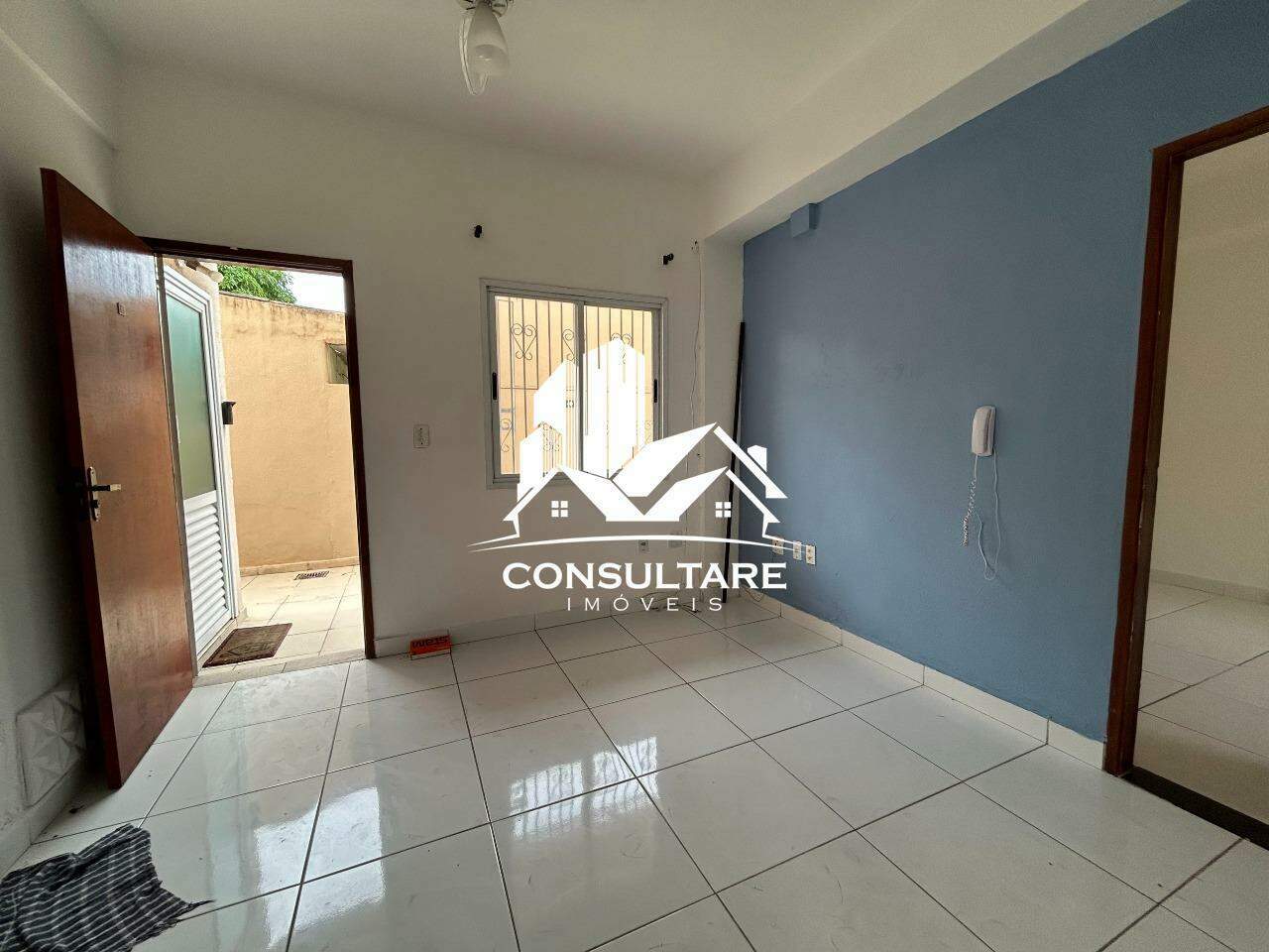 Apartamento à venda no bairro Esplanada dos Barreiros por 180.000,00: 