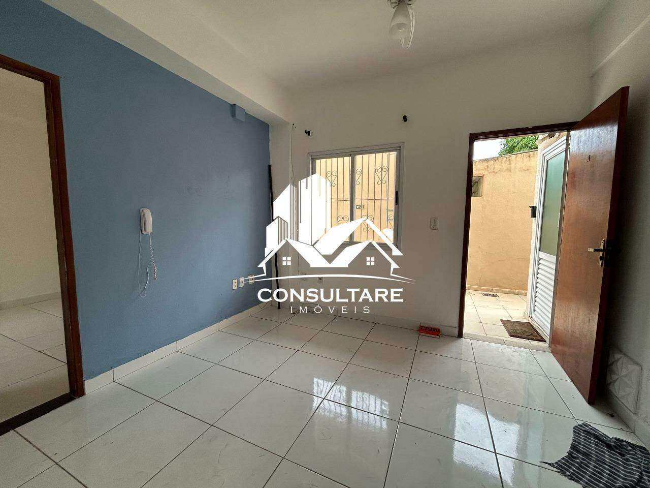 Apartamento à venda no bairro Esplanada dos Barreiros por 180.000,00: 