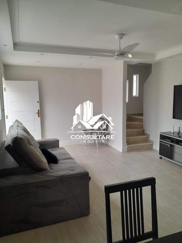 Casa à venda no bairro Marapé por 880.000,00: 