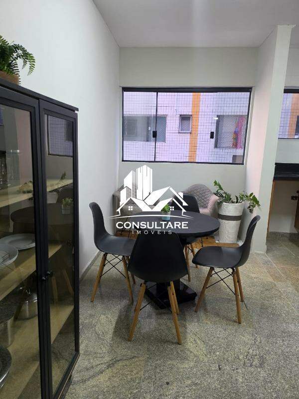 Apartamento para aluguel no bairro Centro por 3.200,00: 