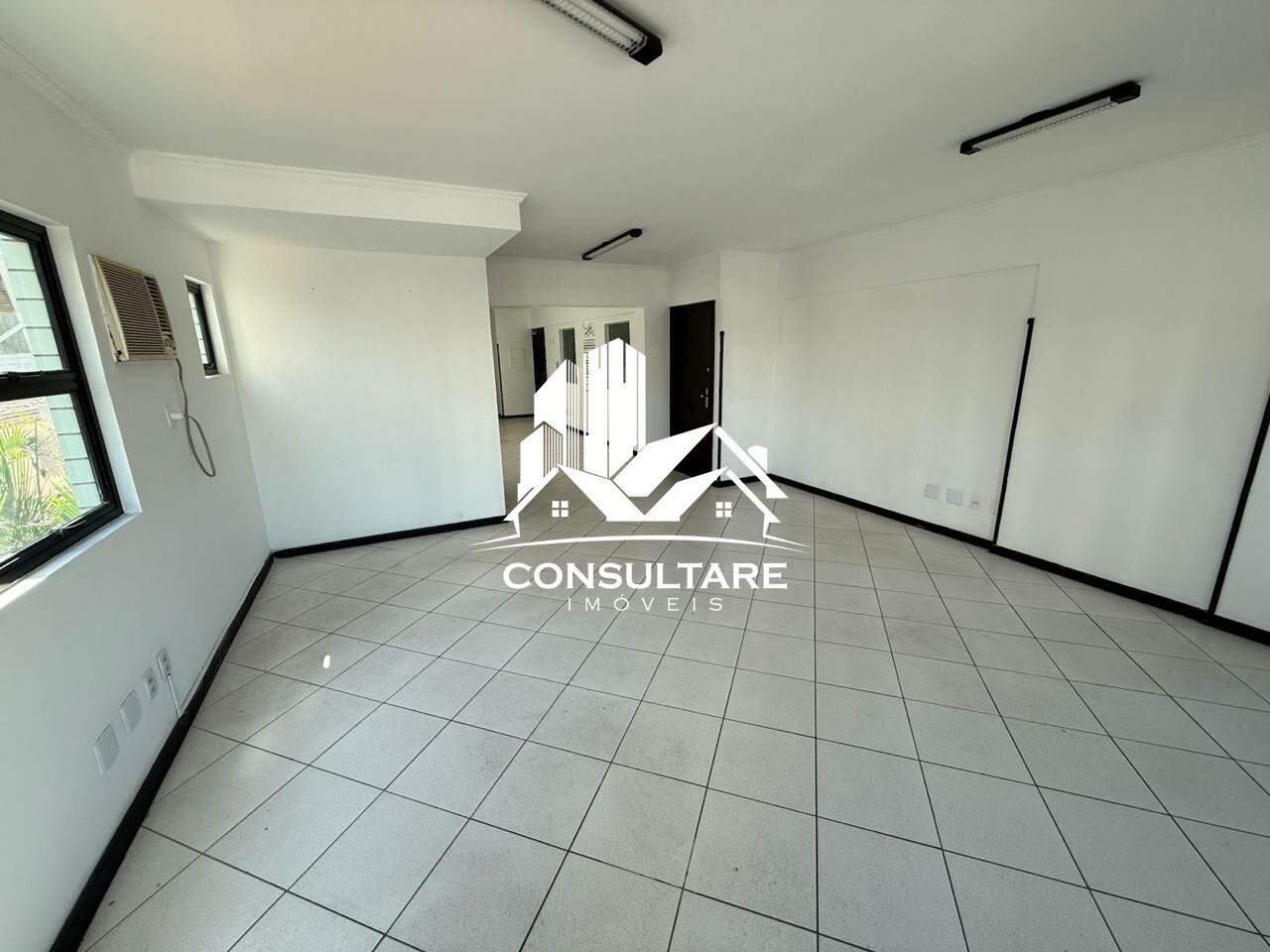 Sala comercial para aluguel no bairro Aparecida por 5.000,00: 