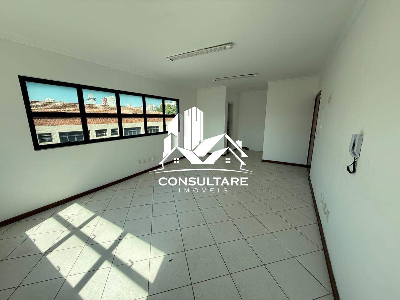 Sala comercial para aluguel no bairro Aparecida por 2.500,00: 