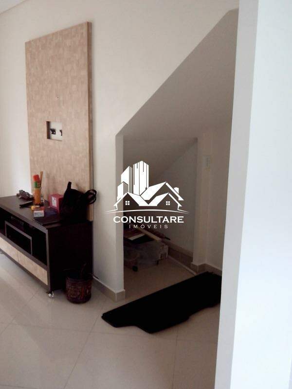 Casa à venda no bairro Vila Cascatinha por 245.000,00: 