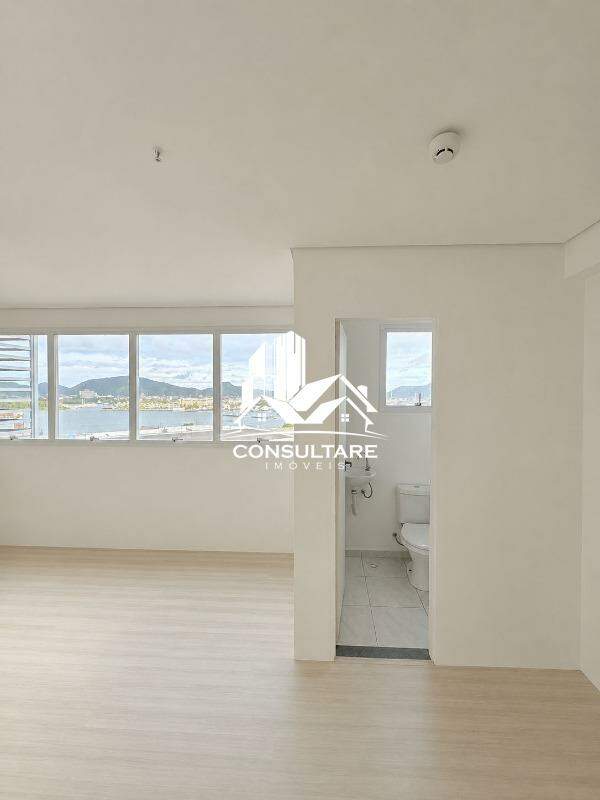 Sala comercial para aluguel no bairro Ponta da Praia por 3.200,00: 