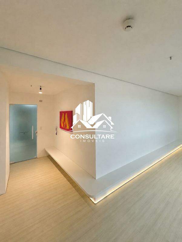 Sala comercial para aluguel no bairro Ponta da Praia por 3.200,00: 