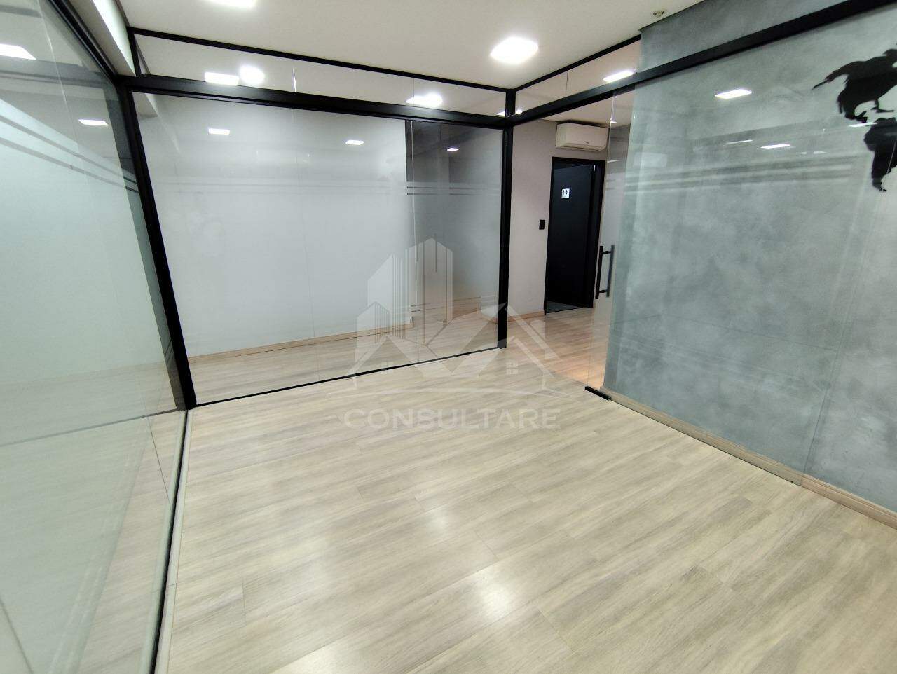 Sala comercial à venda no bairro Vila Mathias por 390.000,00: 