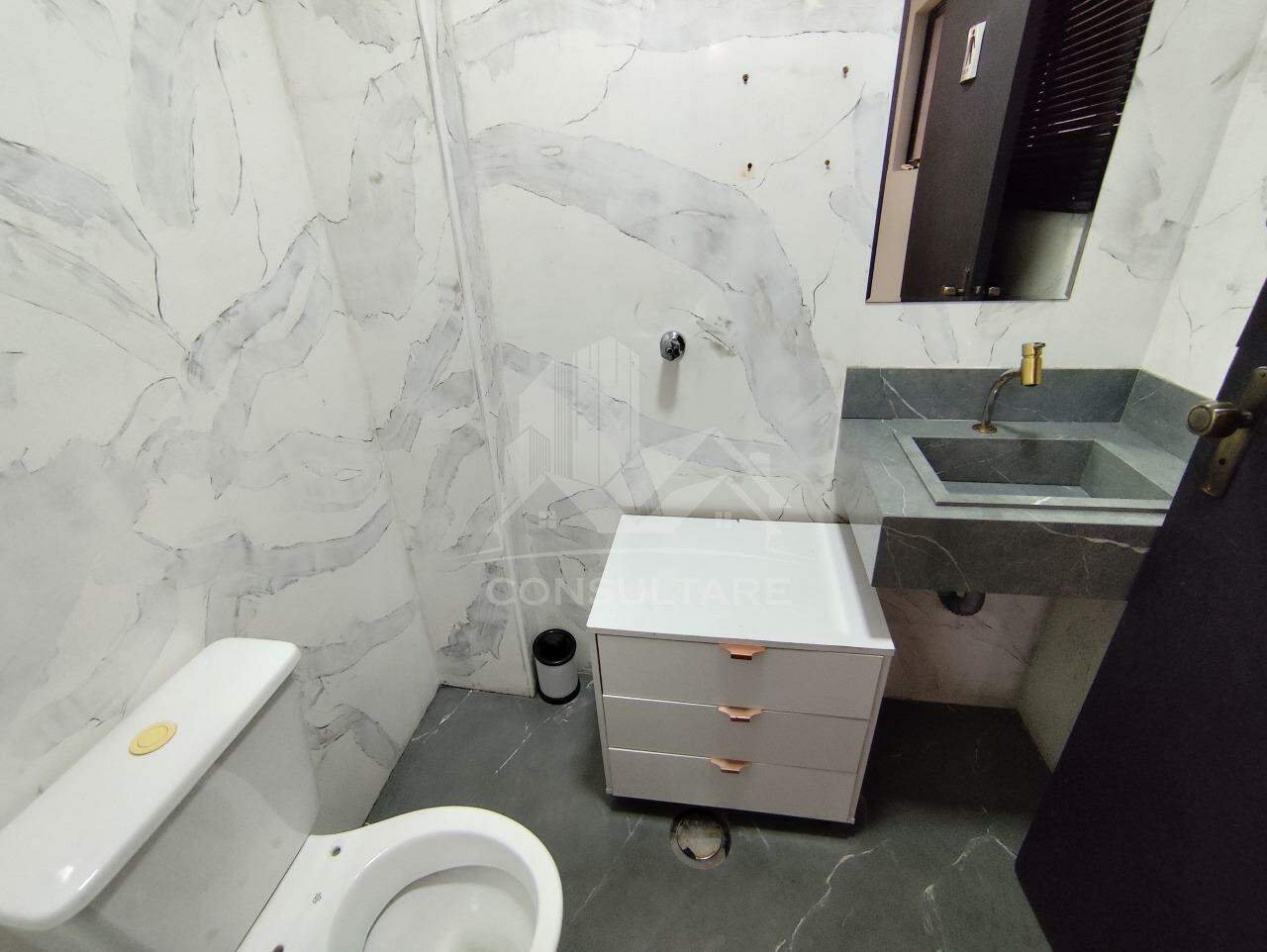 Sala comercial à venda no bairro Vila Mathias por 390.000,00: 