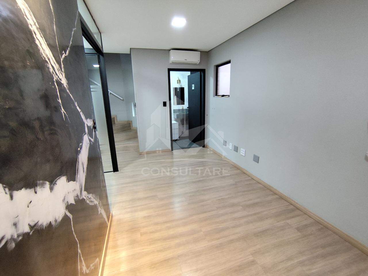 Sala comercial à venda no bairro Vila Mathias por 390.000,00: 
