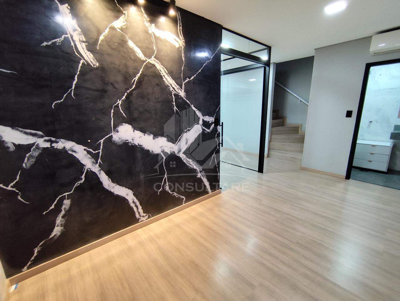Sala comercial à venda no bairro Vila Mathias por 390.000,00: 