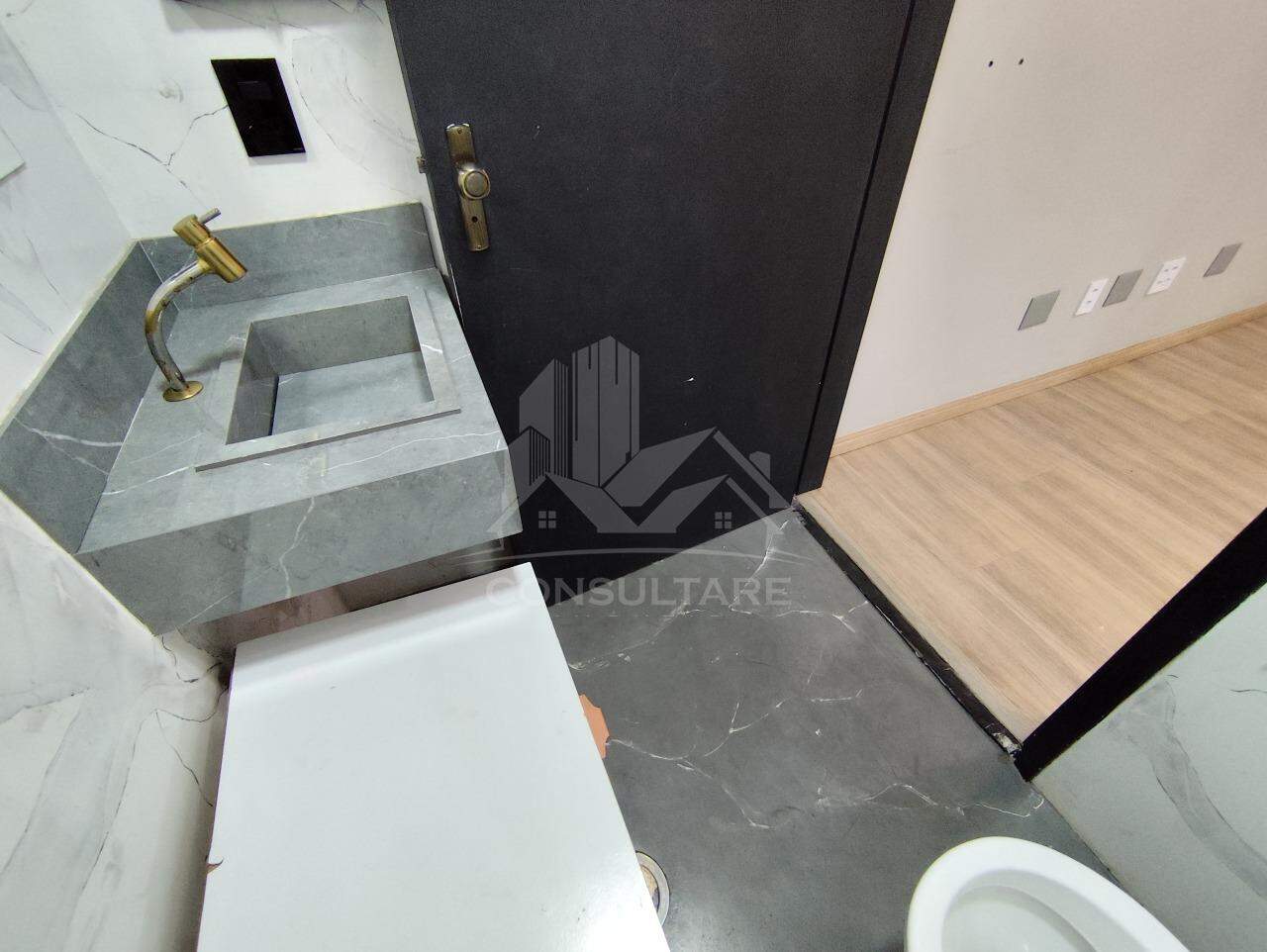 Sala comercial à venda no bairro Vila Mathias por 390.000,00: 