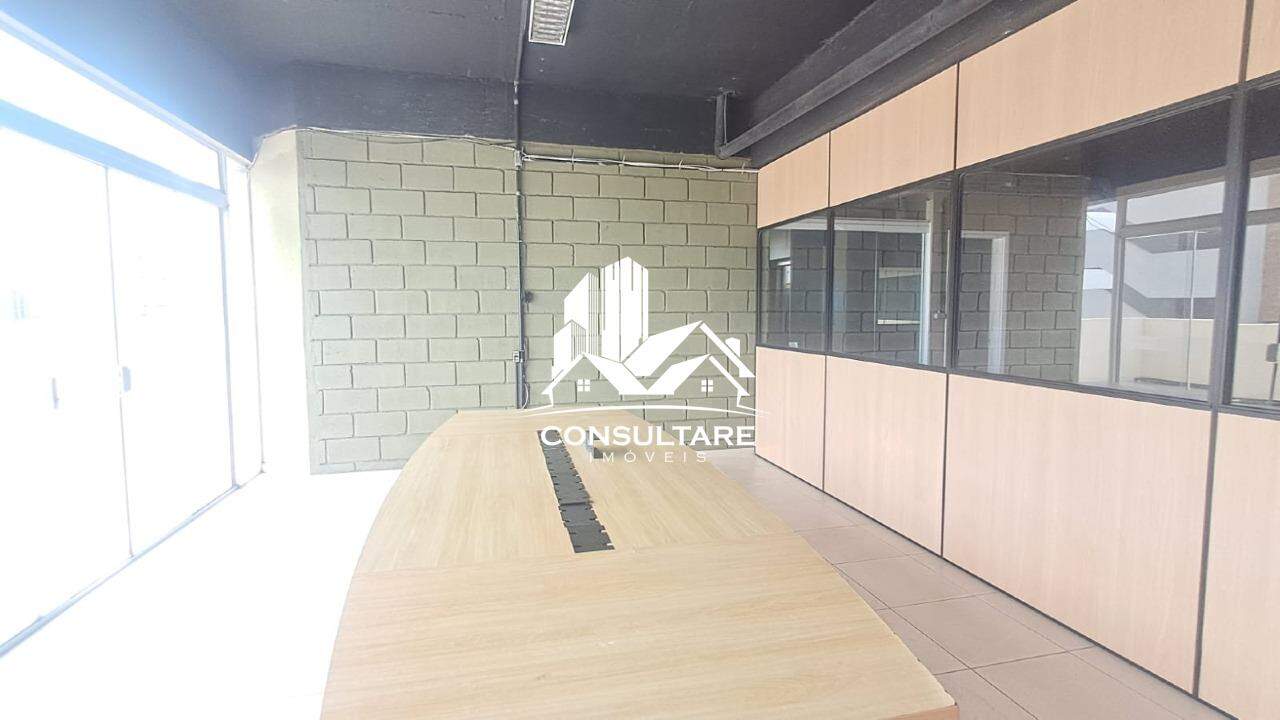 Cobertura para aluguel no bairro Vila Mathias por 7.000,00: 