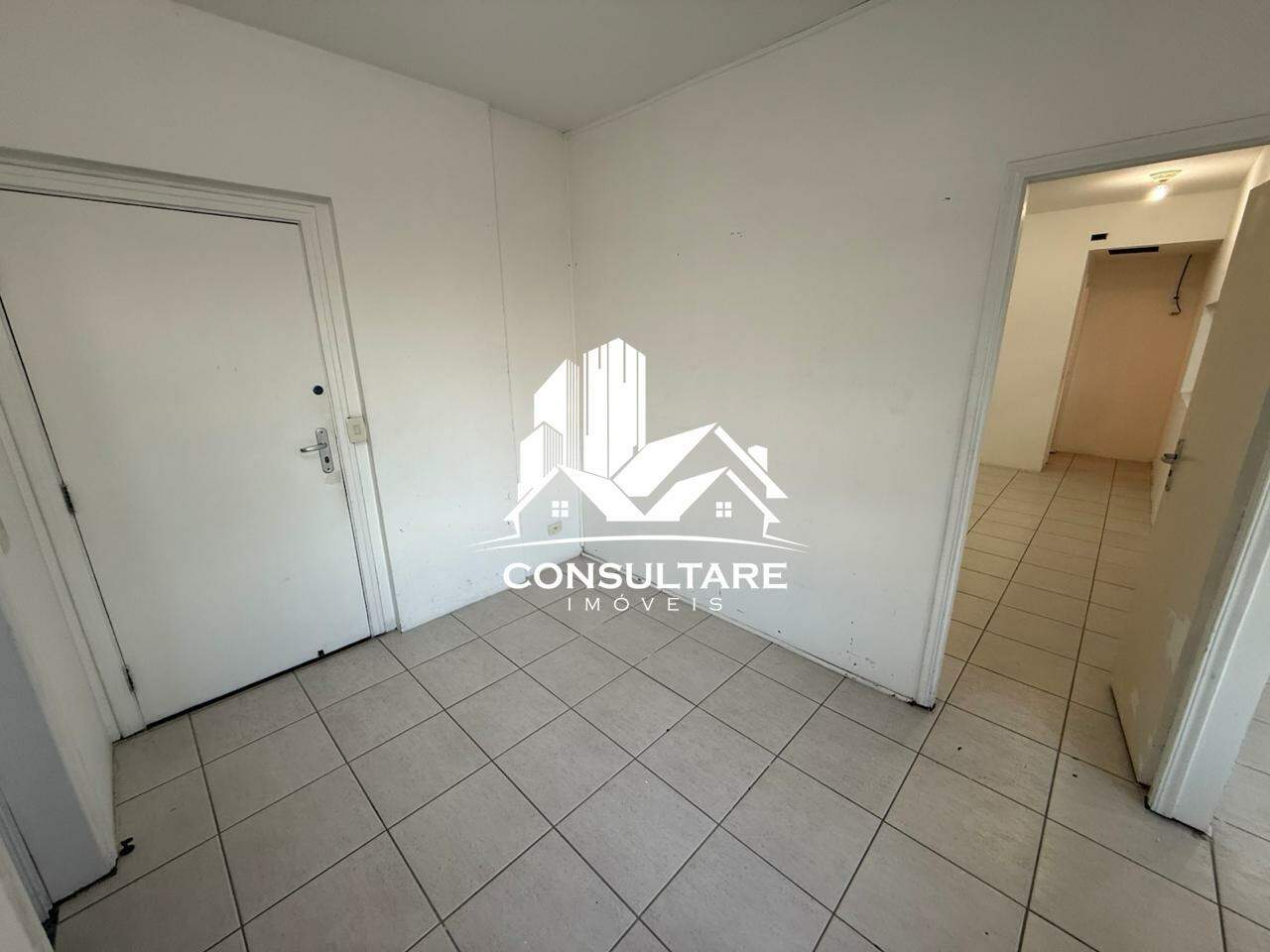 Sala comercial para aluguel no bairro Vila Mathias por 2.800,00: 