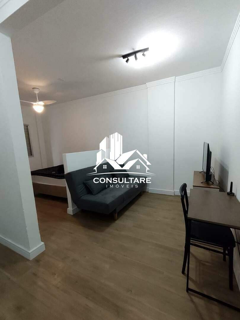 Kitnet para aluguel no bairro Centro por 2.350,00: 