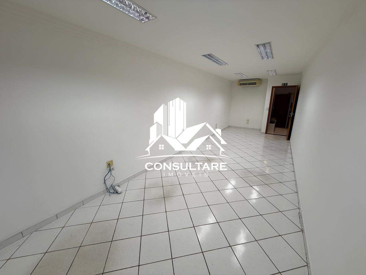 Sala comercial para aluguel no bairro Centro por 1.950,00: 