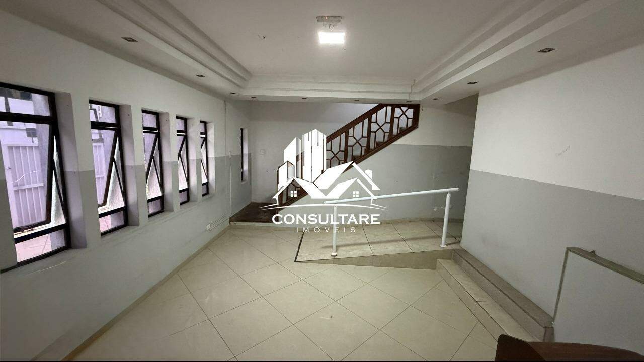 Casa para aluguel no bairro Ponta da Praia por 11.500,00: 