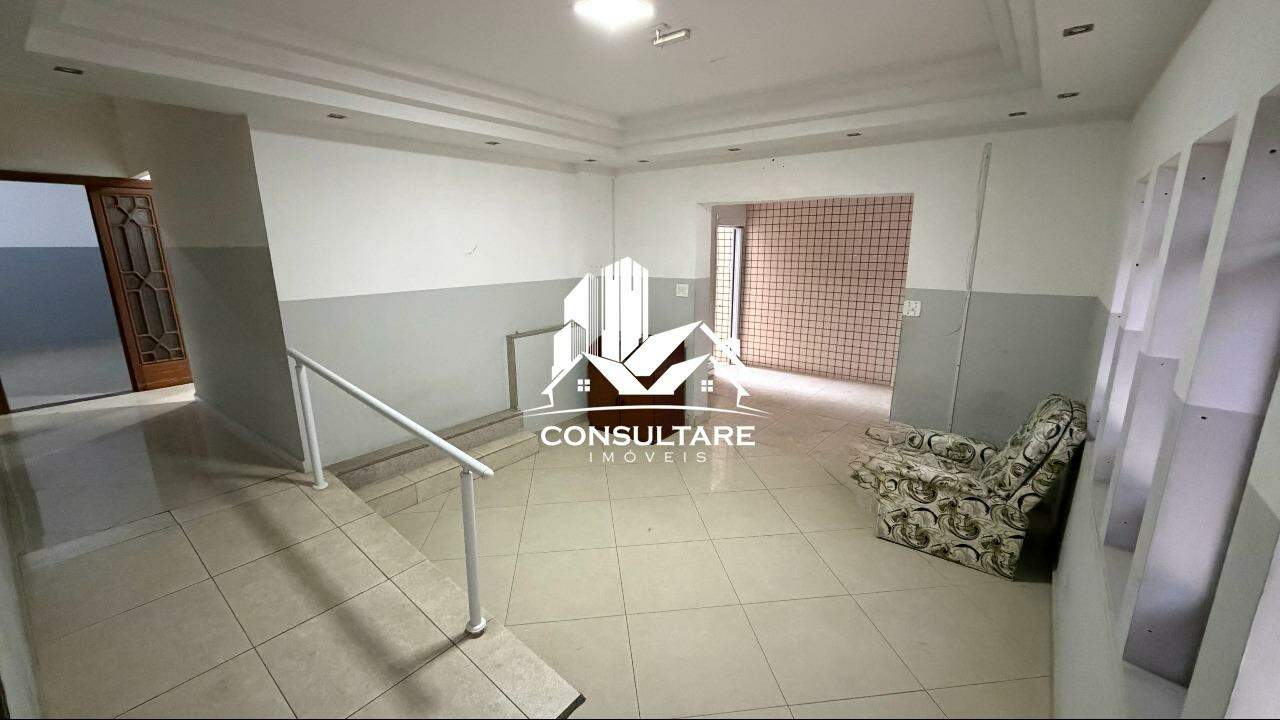 Casa para aluguel no bairro Ponta da Praia por 11.500,00: 