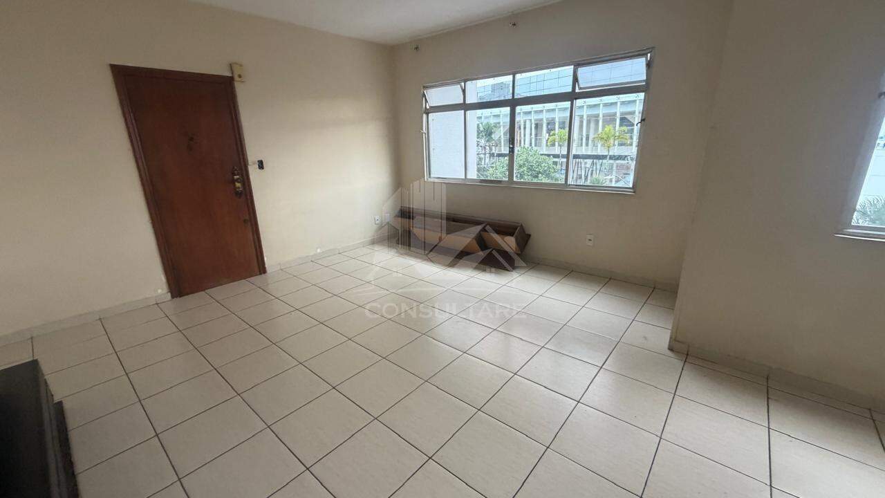 Apartamento para aluguel no bairro Vila Mathias por 2.900,00: 