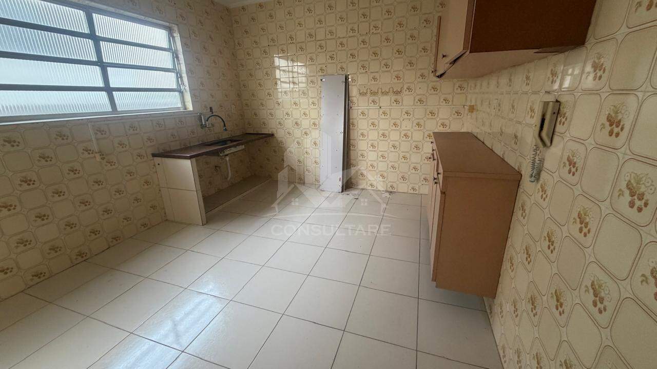 Apartamento para aluguel no bairro Vila Mathias por 2.900,00: 