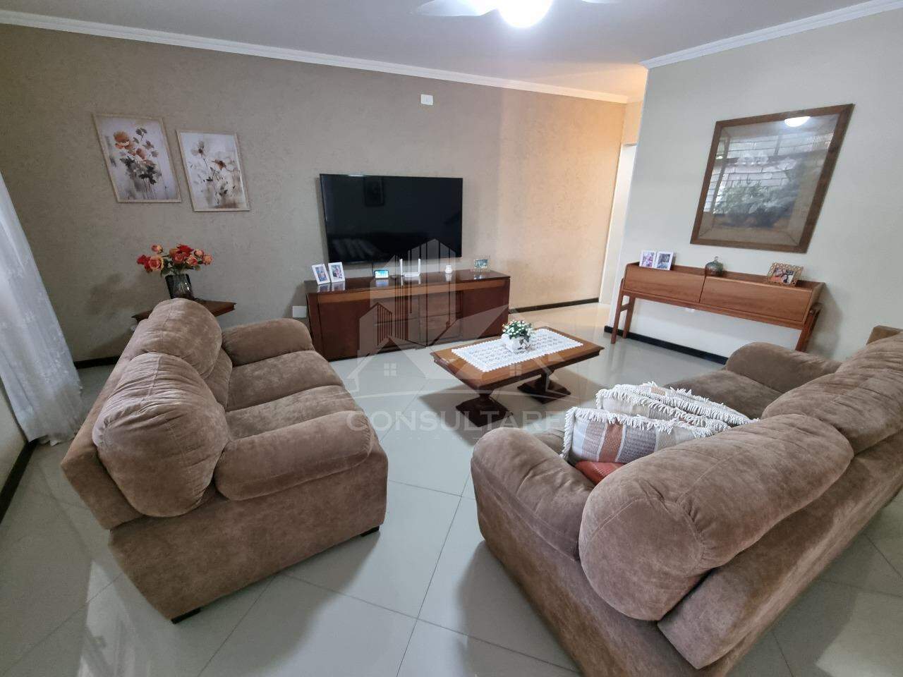 Casa à venda no bairro Aparecida por 1.549.000,00: Sala