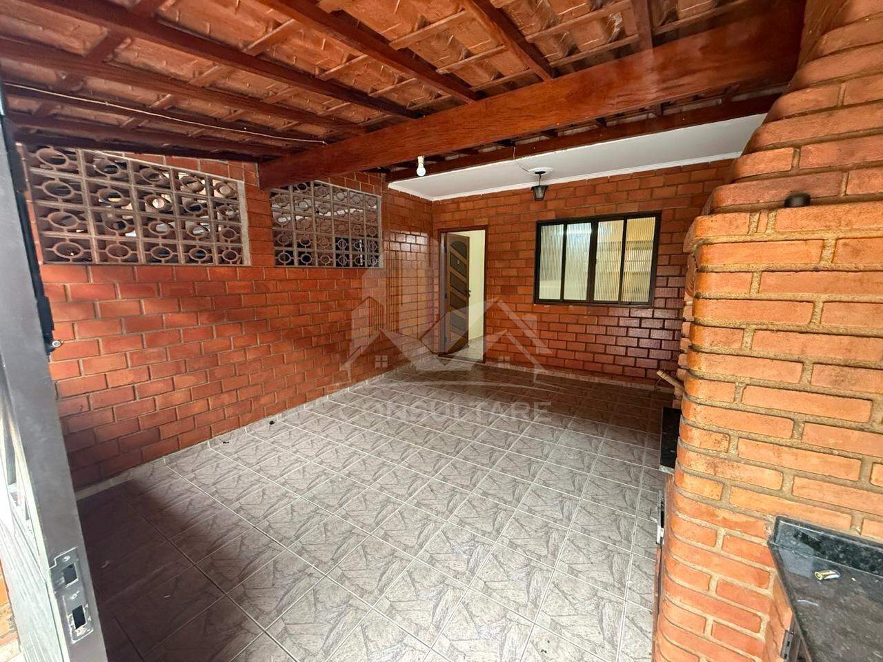 Casa para aluguel no bairro Vila Voturua por 2.300,00: 