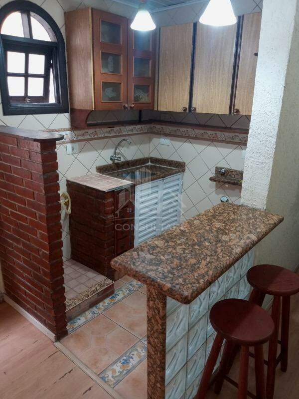 Apartamento para aluguel no bairro Boqueirão por 2.300,00: 