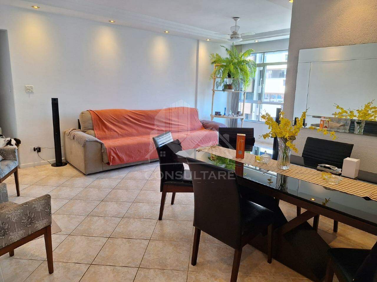 Apartamento à venda no bairro Ponta da Praia por 901.000,00: 
