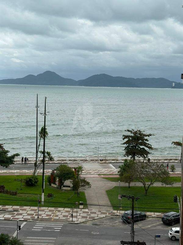 Apartamento para aluguel no bairro Ponta da Praia por 7.200,00: 