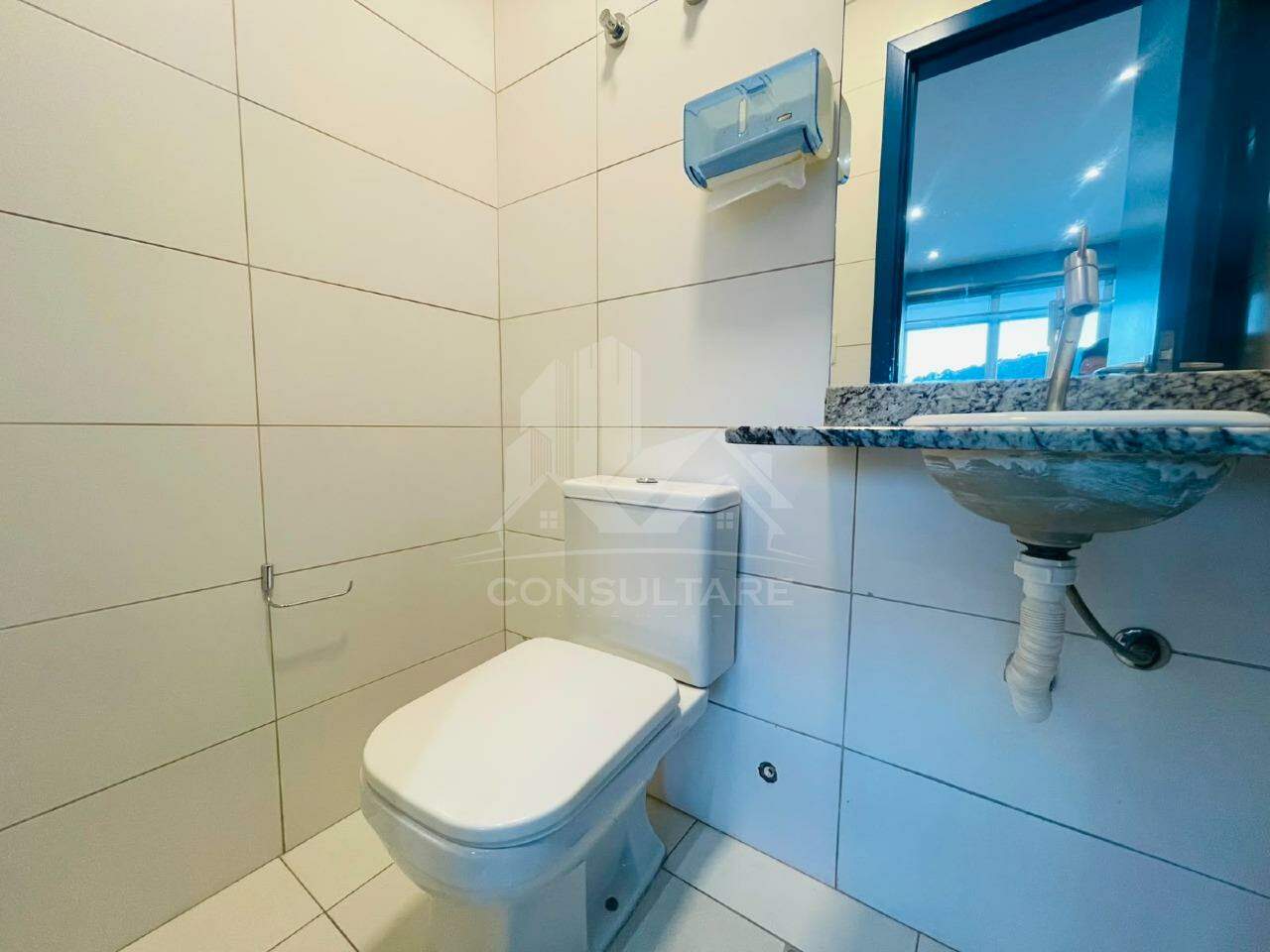 Sala comercial para aluguel no bairro Vila Mathias por 3.999,90: 