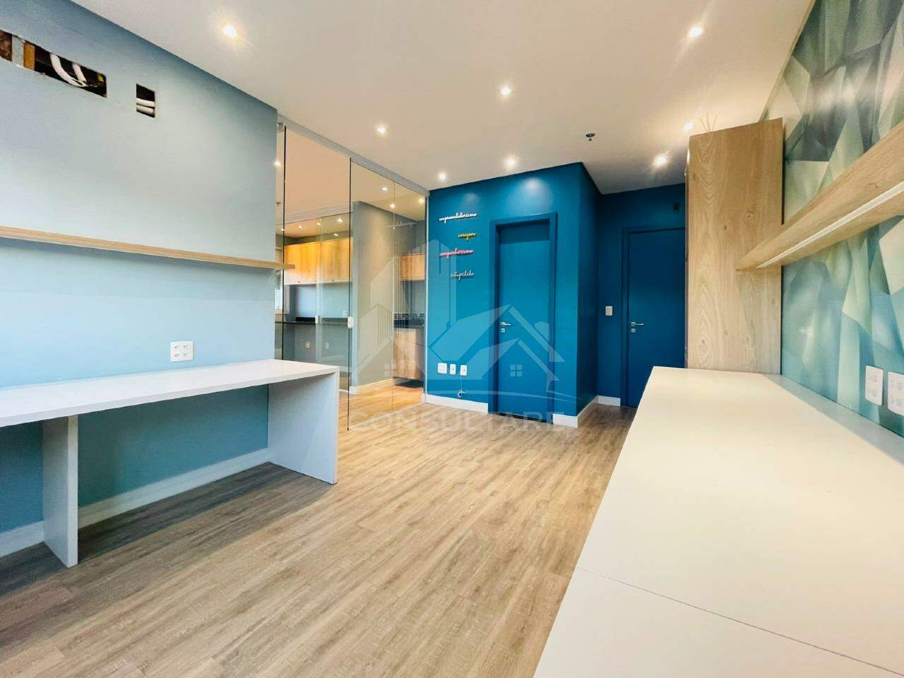 Sala comercial para aluguel no bairro Vila Mathias por 3.999,90: 