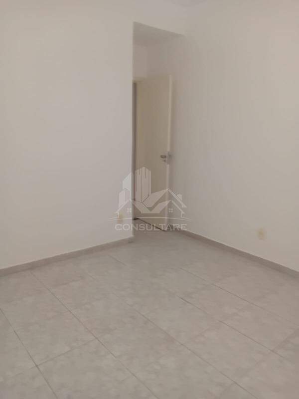 Apartamento à venda no bairro Encruzilhada por 320.000,00: quarto